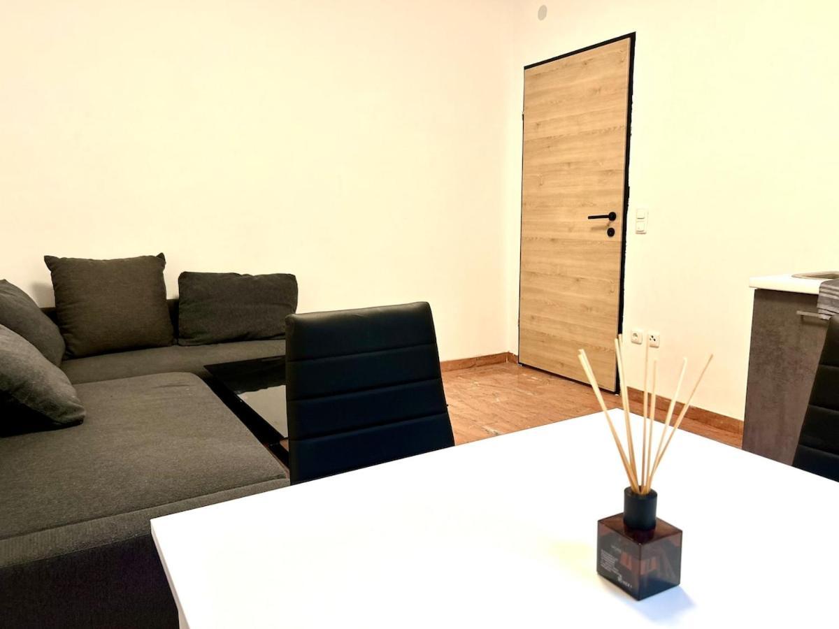 Honor - Nest Apartment *