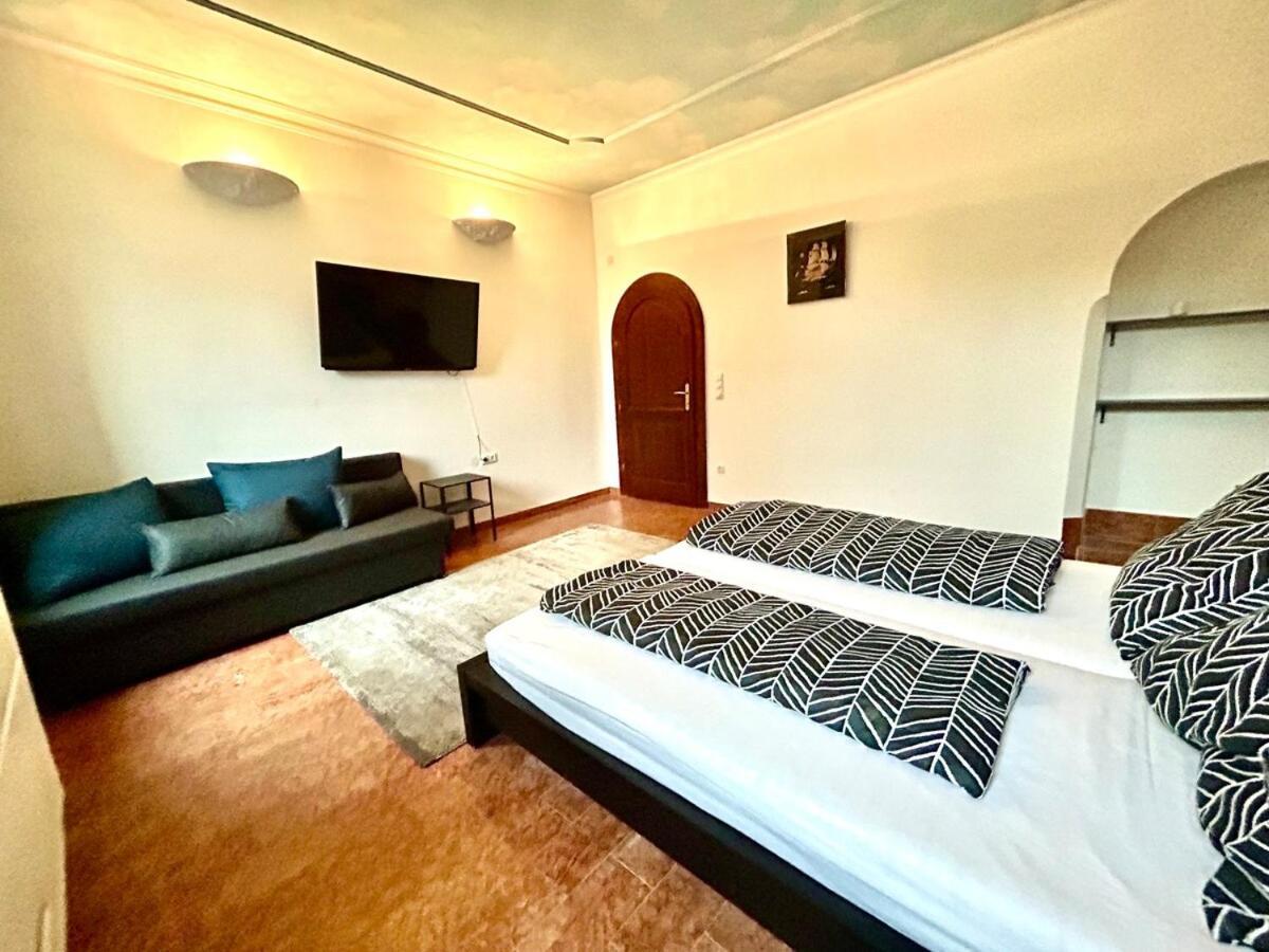 Honor - Nest Apartment *